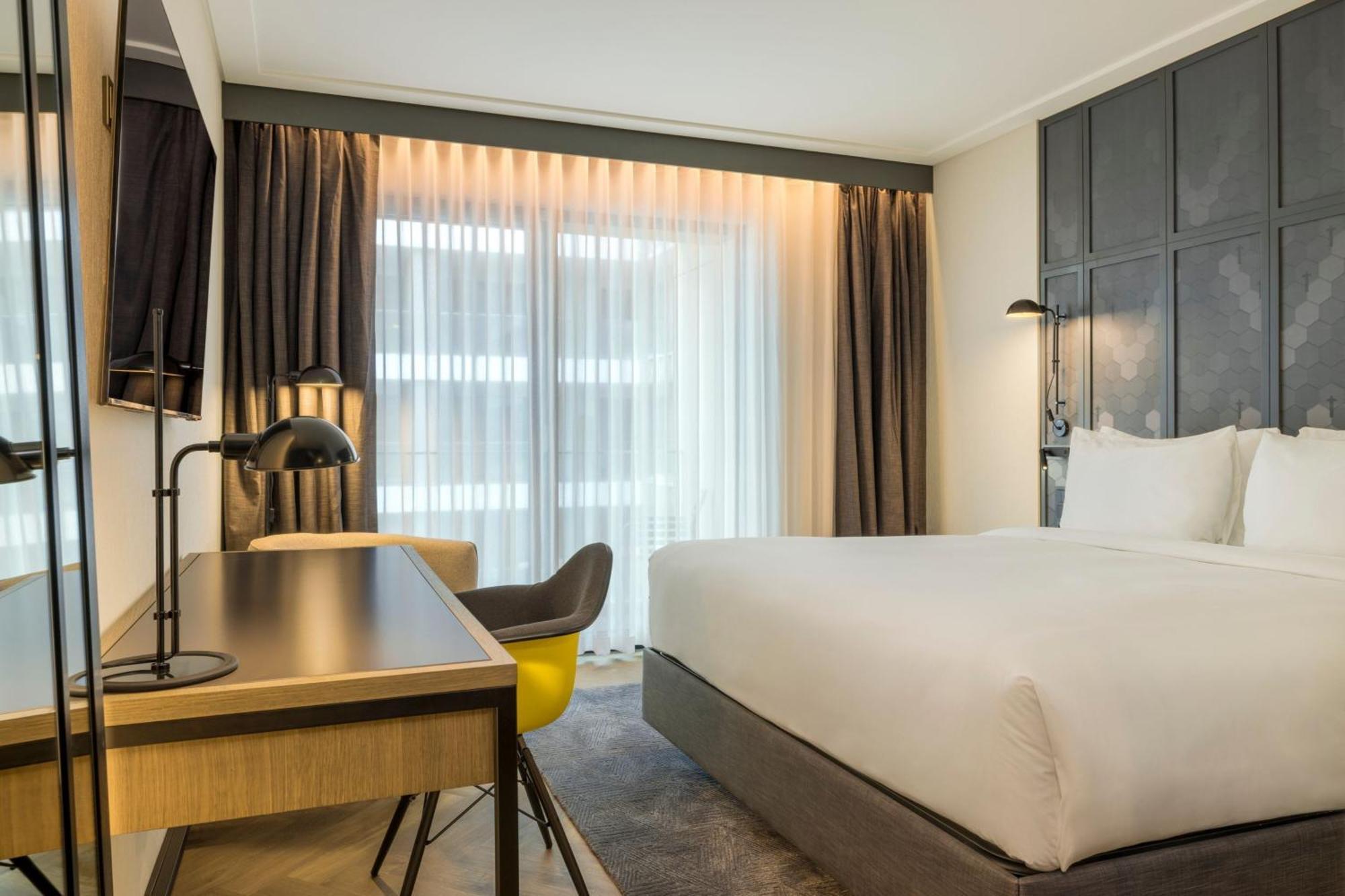 Four Points By Sheraton Budapest Danube Exterior foto